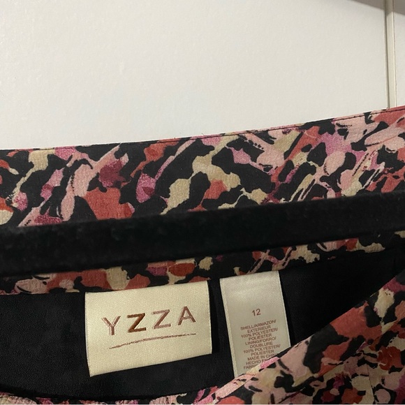 YZZA Women’s skirt - Picture 4 of 4